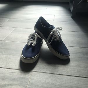 Men’s casual shoes
